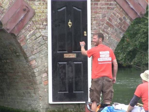 Misterious-door-in-bridge_Thames-in-Sonning_BBC